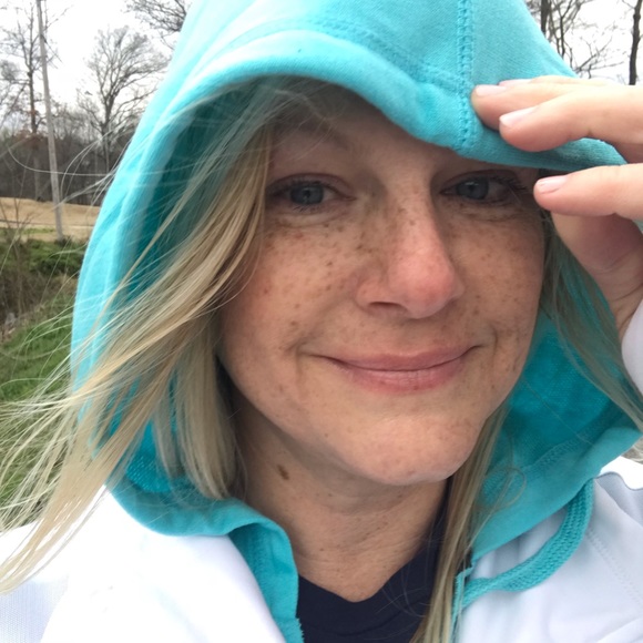 Meet your Posher, Teri - Picture 4 of 8